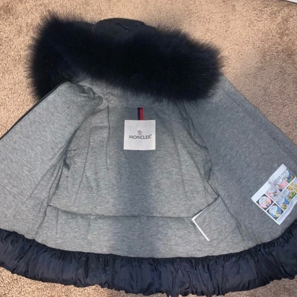 Moncler Infant Girls Navy Verney Coat Jacket Real Fur Trim 18-24 months - Picture 5 of 6